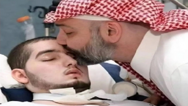 সৌদির ‘ঘুমন্ত প্রিন্স’ খালিদ বিন তালালের ইন্তেকাল সৌদি আরবের ‘ঘুমন্ত প্রিন্স’ হিসেবে পরিচিত প্রিন্স আল-ওয়ালিদ বিন খালিদ বিন তালাল